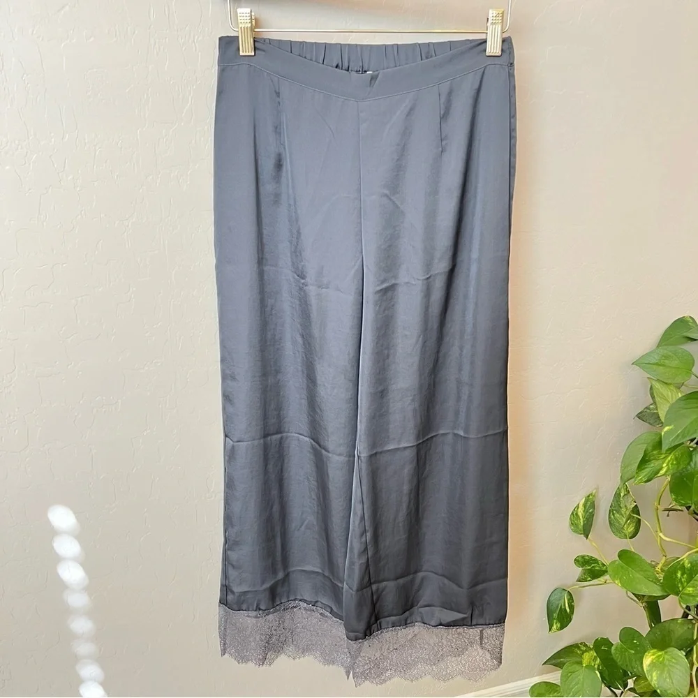 Victoria’s Secret grey lacy satin lounge pants, lightweight, highwaist, size S